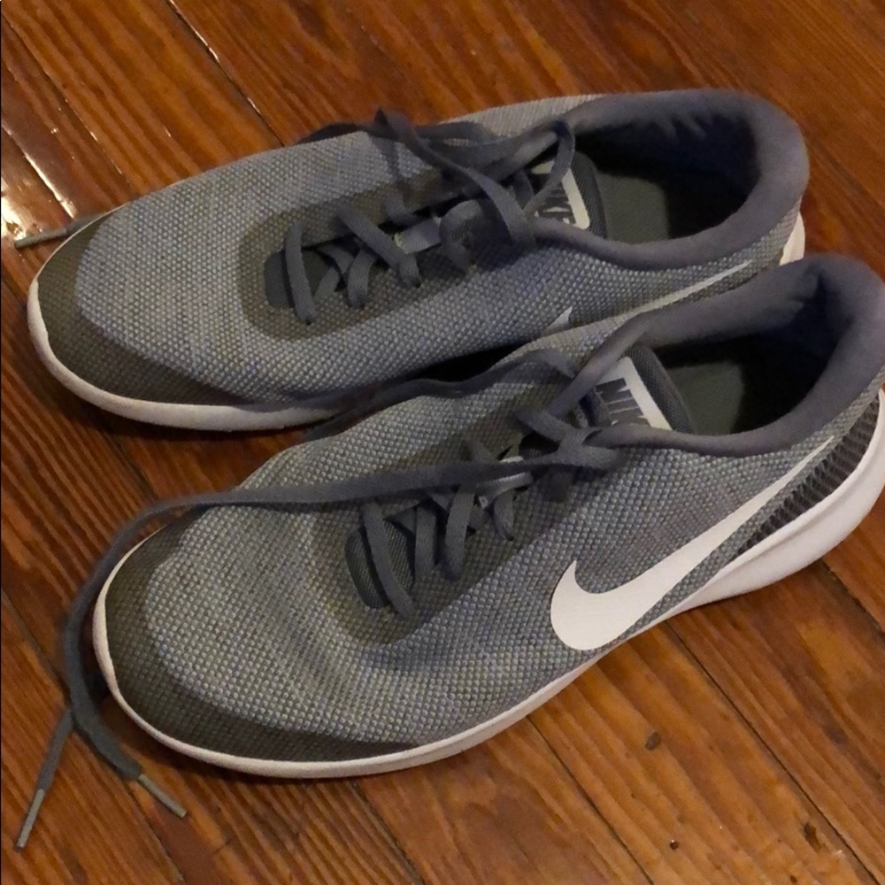 Grey nike sneakers